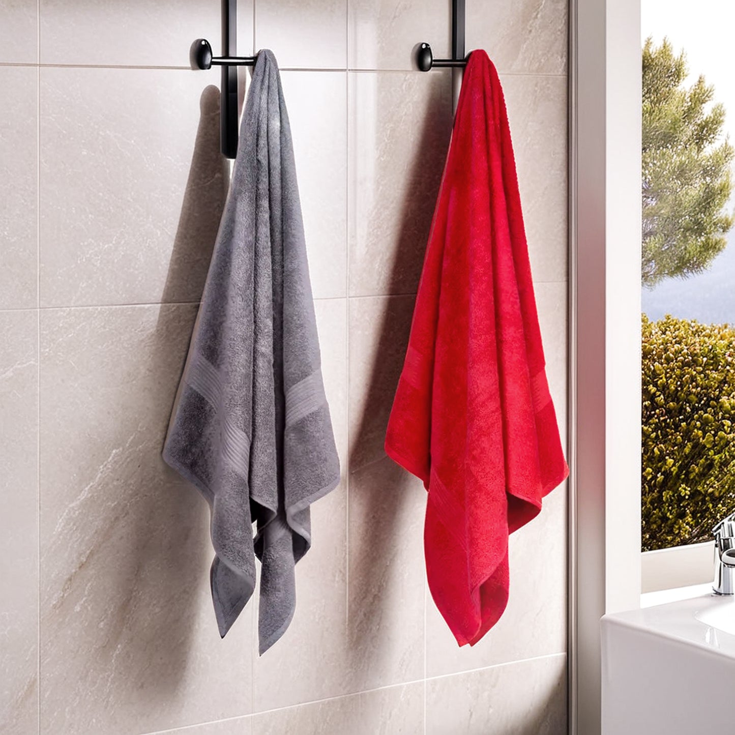 GSM 500 Tango Red & Charcoal Bath Towel