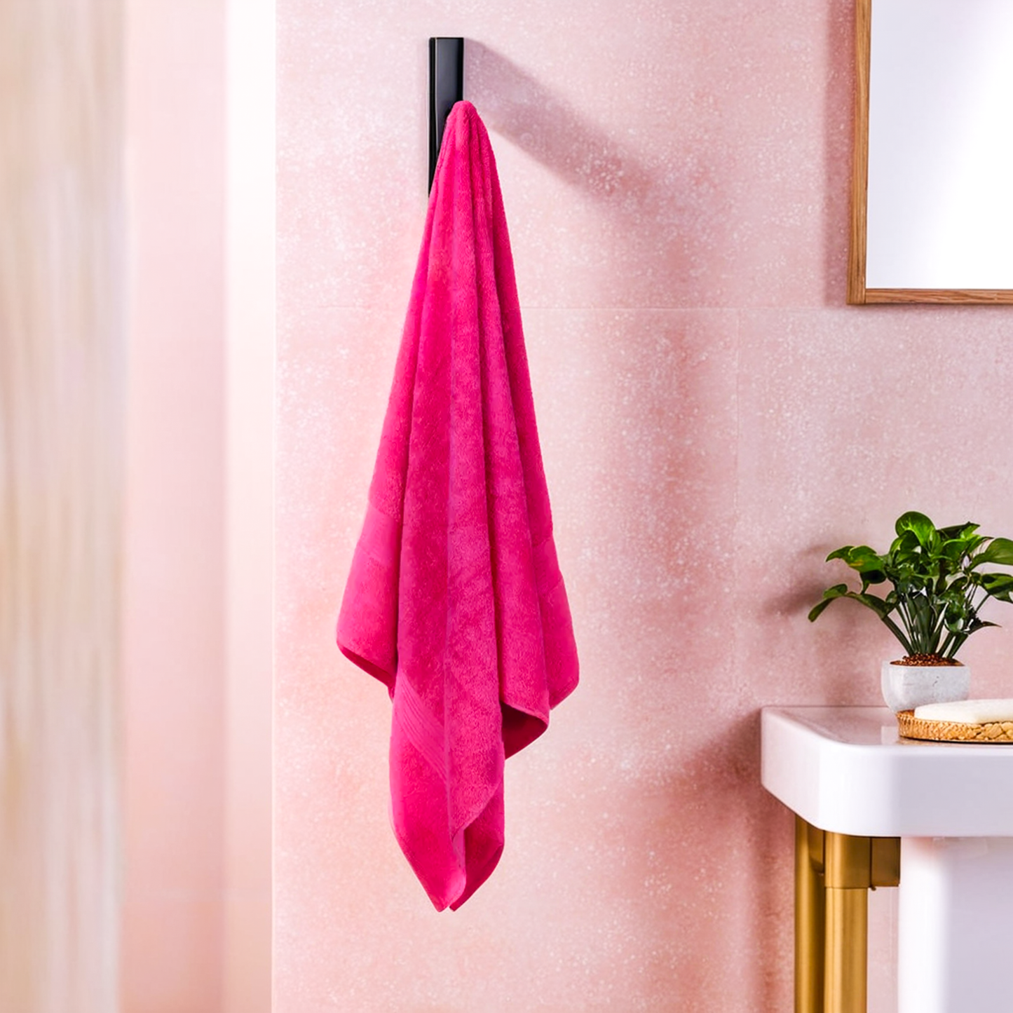 GSM 500 Paradise Pink Bath Towel